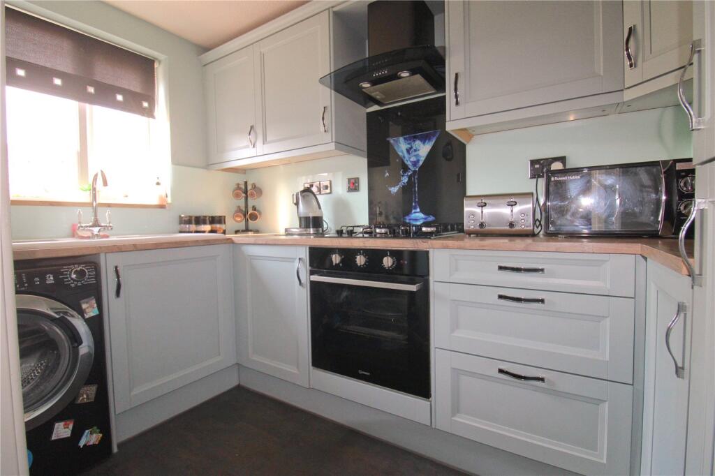 Honeysuckle Close, Trowbridge - View 4