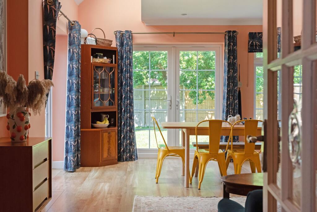 House in Chichester, West Wittering - More