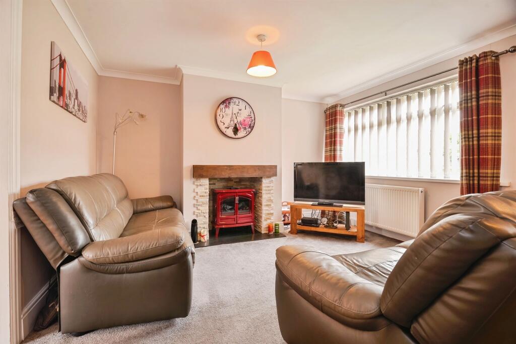 House in Stockton-on-Tees - More