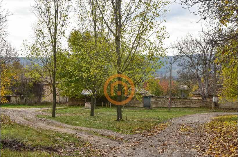 Main image of property: Sadina, Targovishte