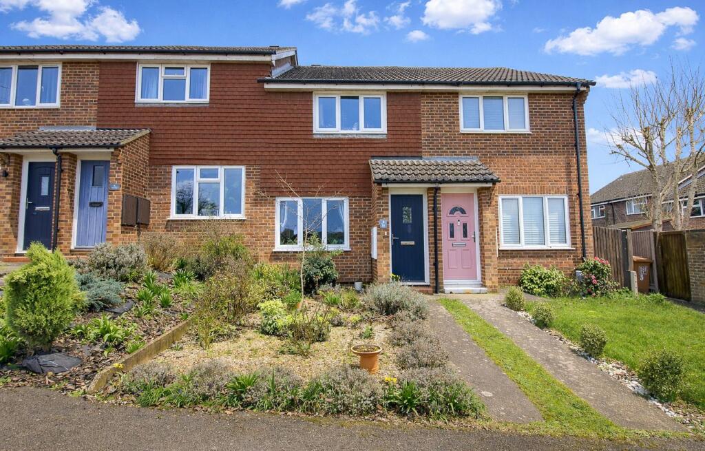 Main image of property: Byron Close, Hitchin, SG4