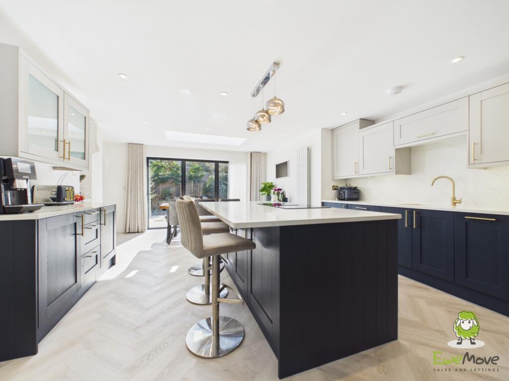 House in Basingstoke and Deane, Vyne Park, Bramley - View 3