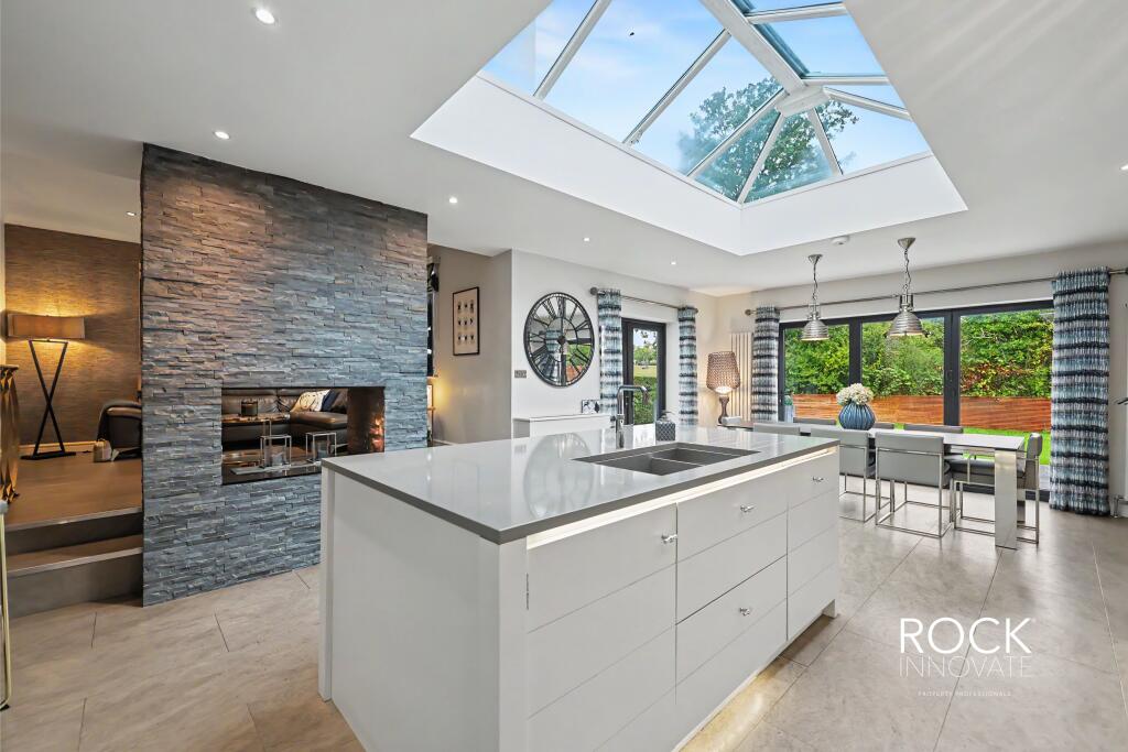 Blue Lake Road, Dorridge, Solihull photo 4