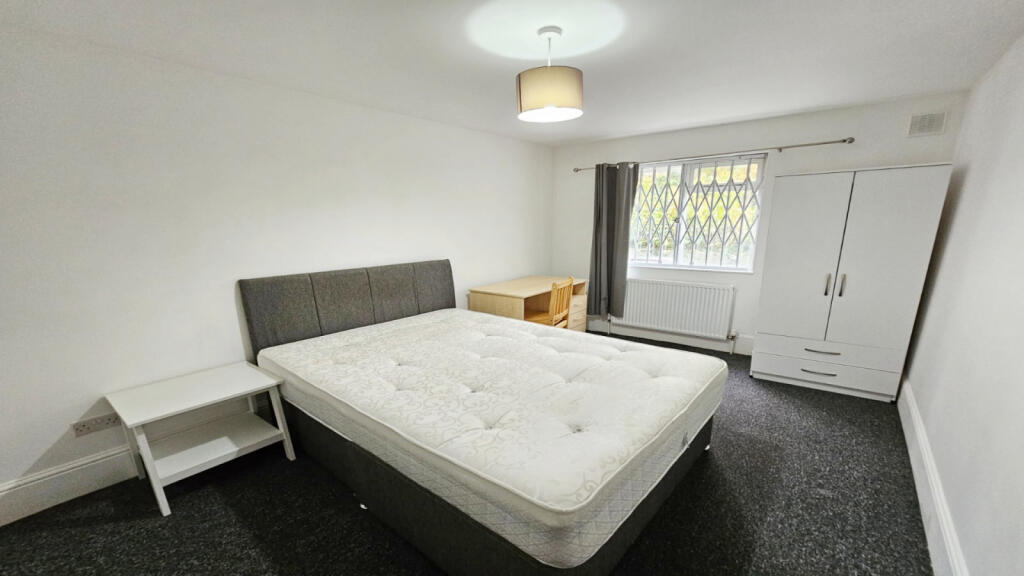 Main image of property: London, N7