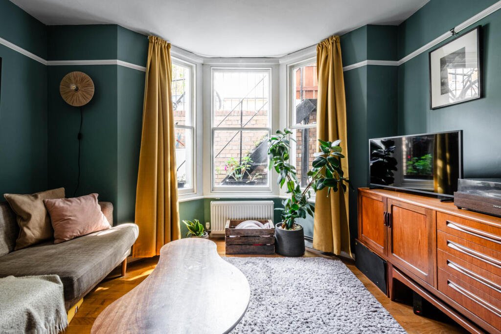 Apartment in London, Lower Clapton, Clapton - View 4