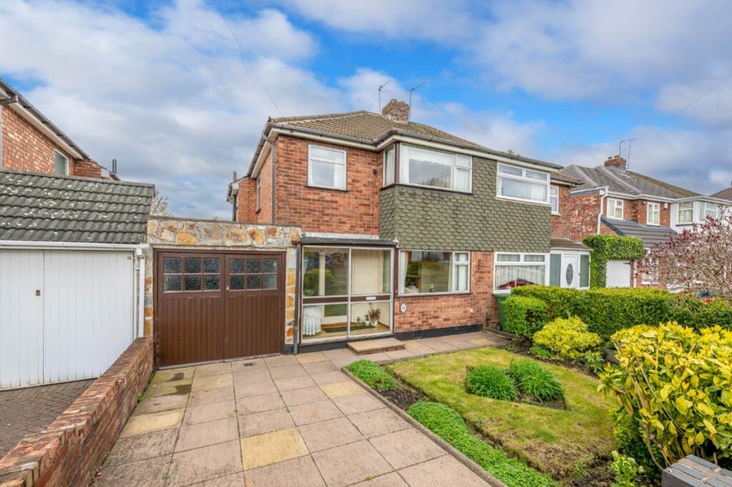 3-bed house on Sandringham Avenue, Willenhall, £240,000