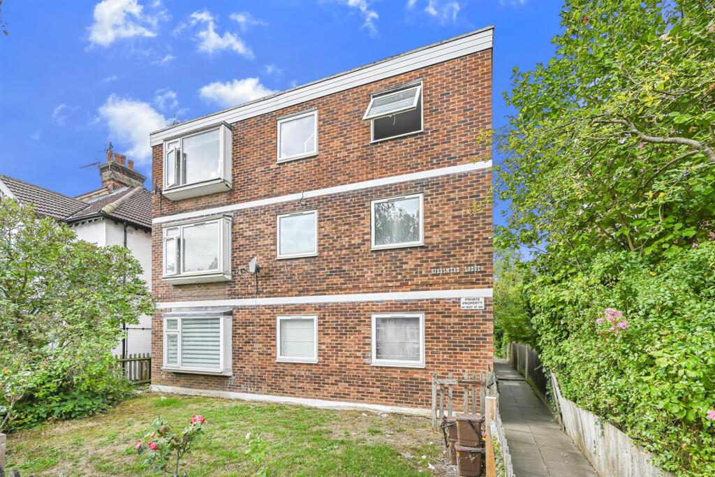 Main image of property: Heathcote Grove, North Chingford, E4