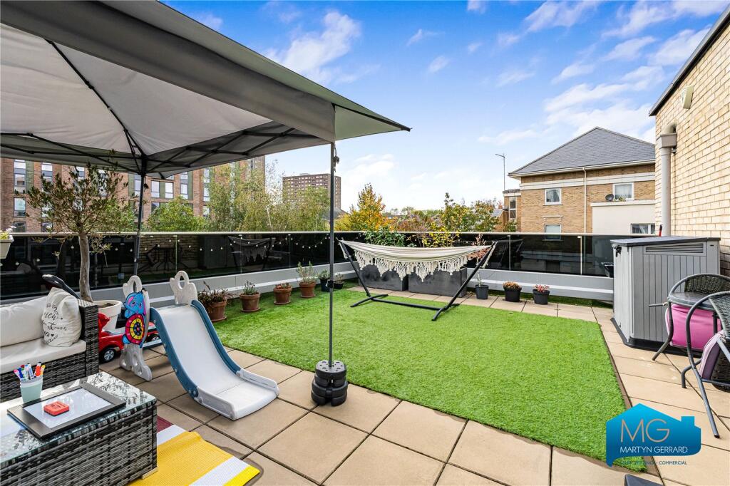 Apartment in London - View 4