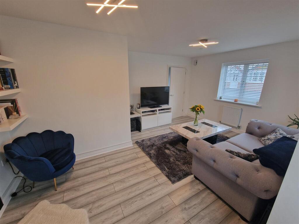 House in Bretton, Saltney Ferry, Saltney - View 6