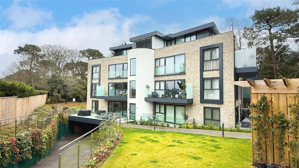 Main image of property: 11 Martello Road South, Canford Cliffs, Poole, Dorset, BH13
