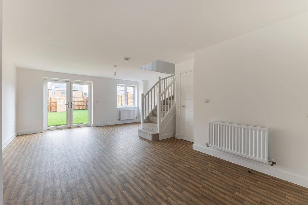 Main image of property: Leaf Living at Fernleigh Park, Long Marston, Warwickshire, CV37