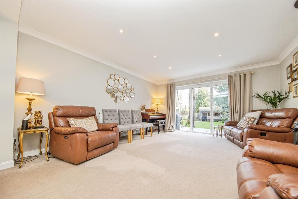 Woodlands, COLCHESTER photo 4