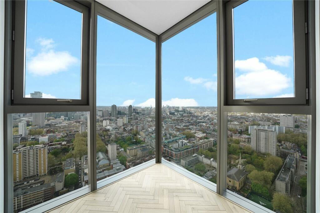 Main image of property: Valencia Tower, Bollinder Place, London, EC1V