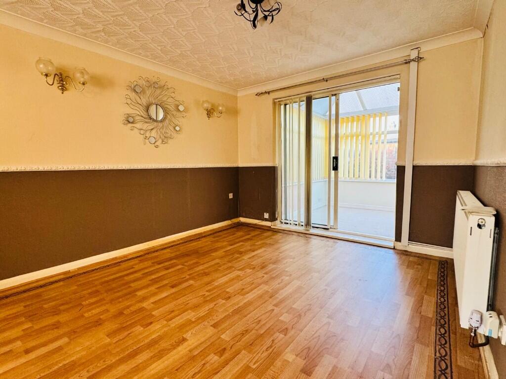 Windermere Avenue, Redcar, North Yorkshire, TS10 – pohled 6