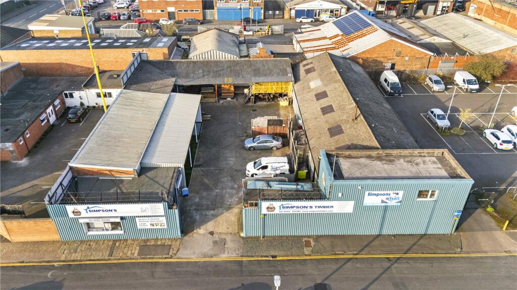 Main image of property: Albert Street West, Grimsby, N E Lincs, DN32