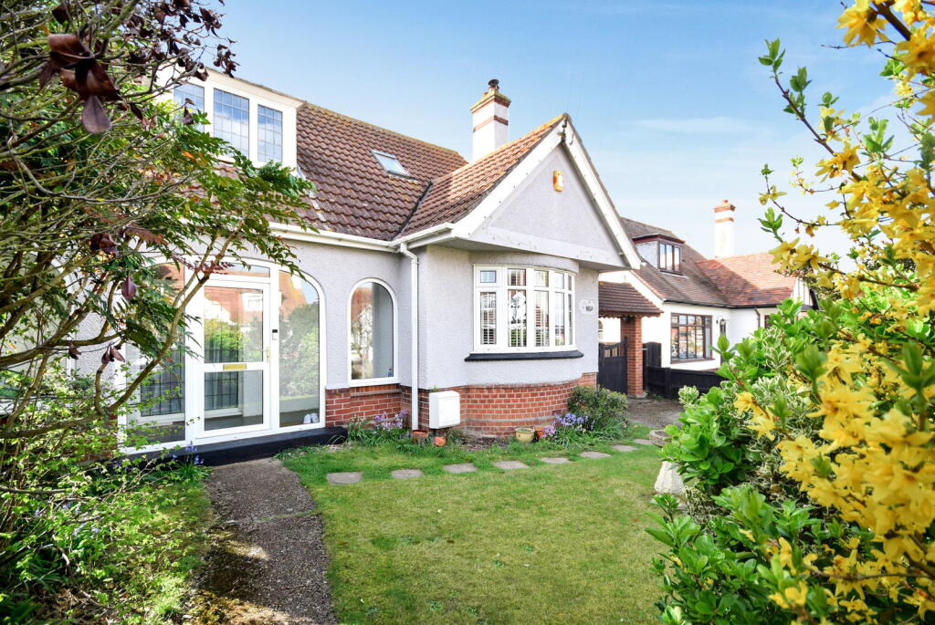 House in Clacton-on-Sea, Great Clacton - View 2