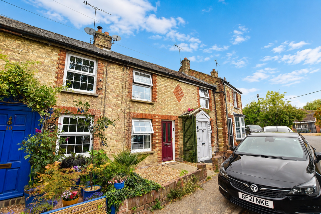 Main image of property: TILSWORTH