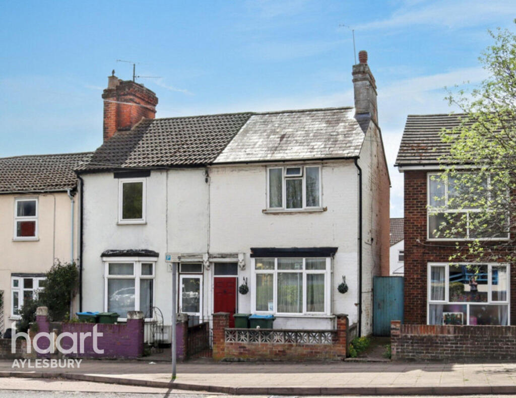 Main image of property: Park Street, Aylesbury