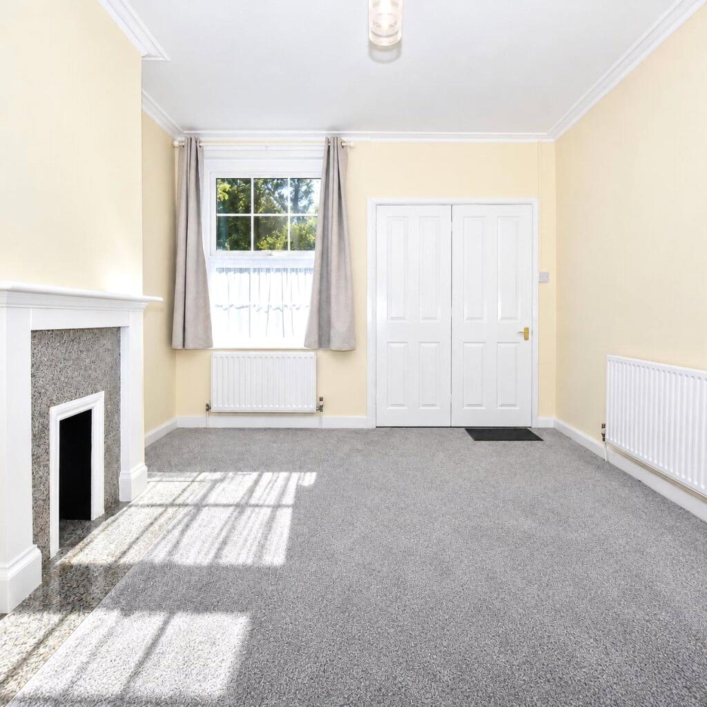 House in London - View 5