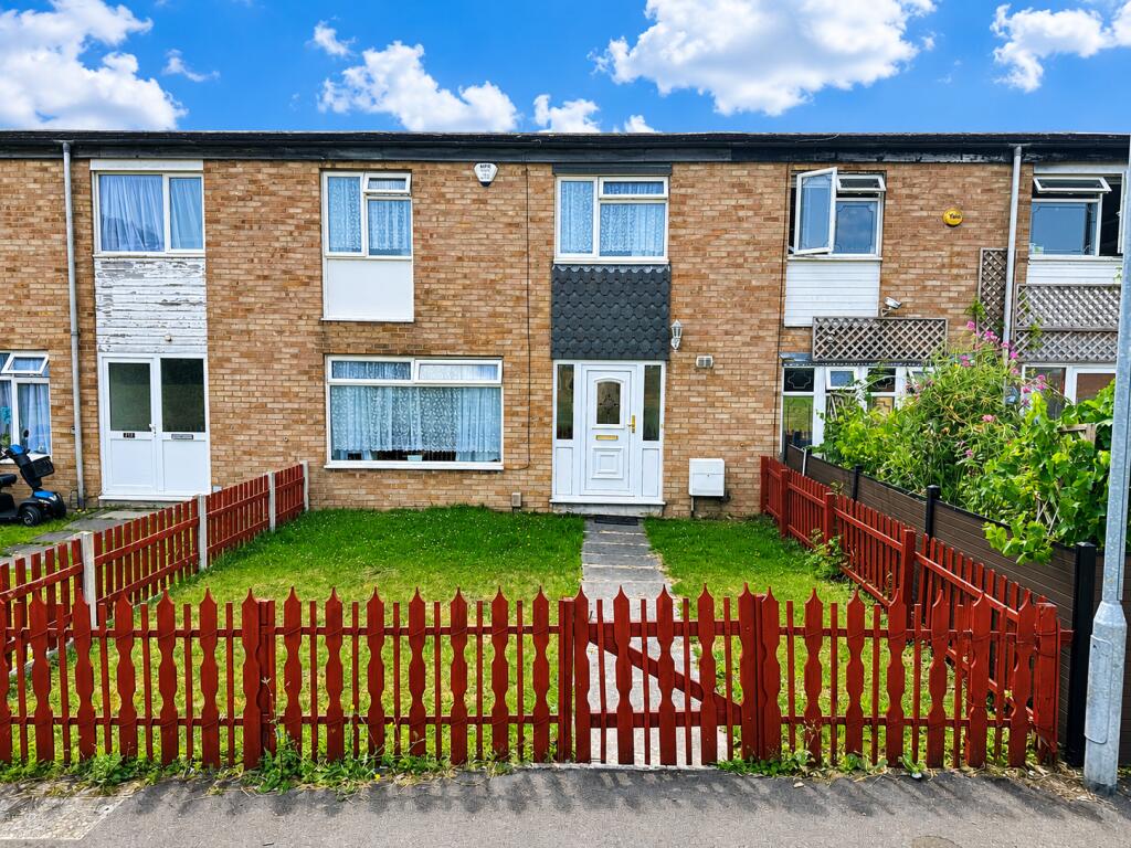 Main image of property: Meredene, Basildon, Essex, SS14