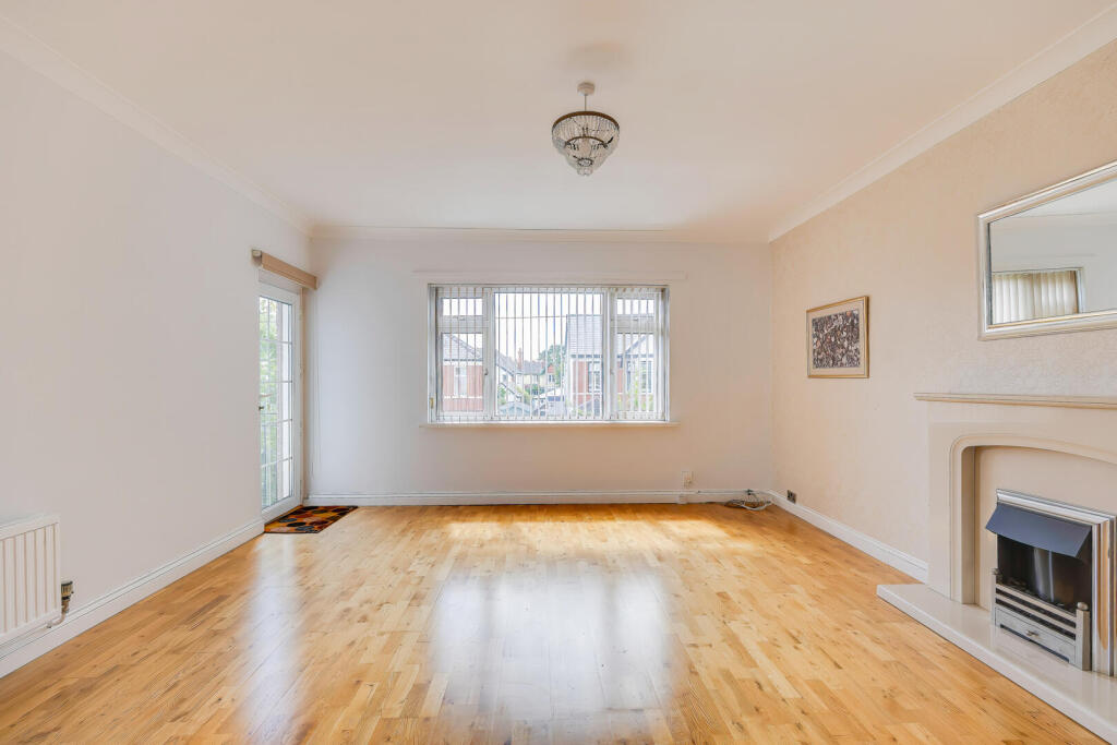 Apartment in Cardiff, Whitchurch - View 3