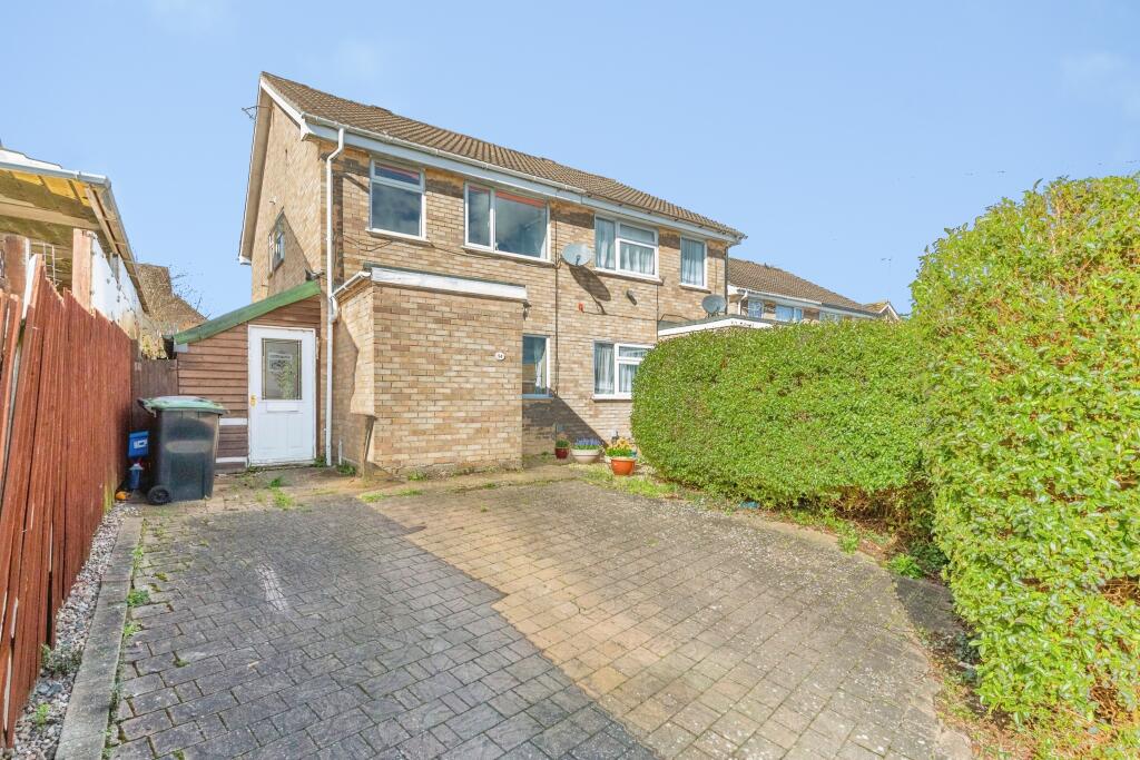 Main image of property: Wantage Road, Wellingborough, NN29