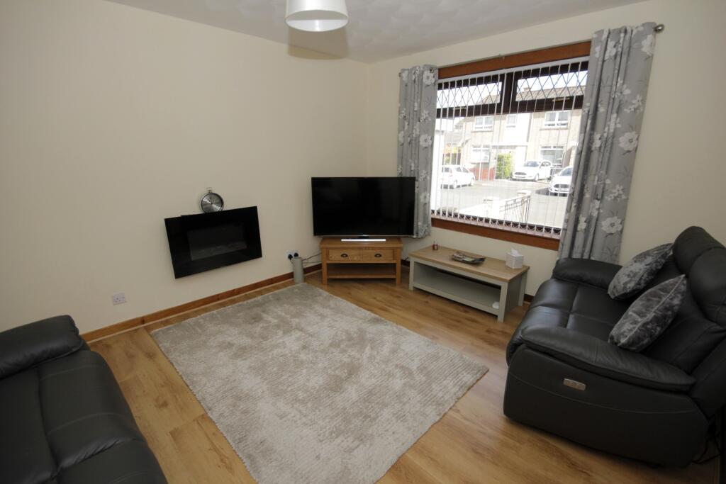 House in Kilmarnock, Beansburn, New Farm Loch - View 5