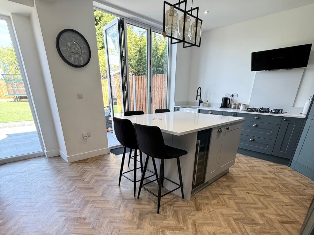 House in Sandwell, West Midlands - View 5