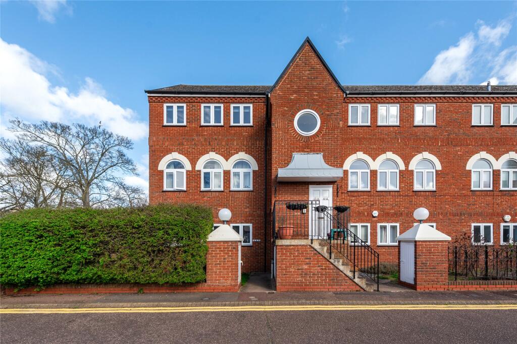 Main image of property: Duckmill Crescent, Duckmill Lane, Bedford, Bedfordshire, MK42