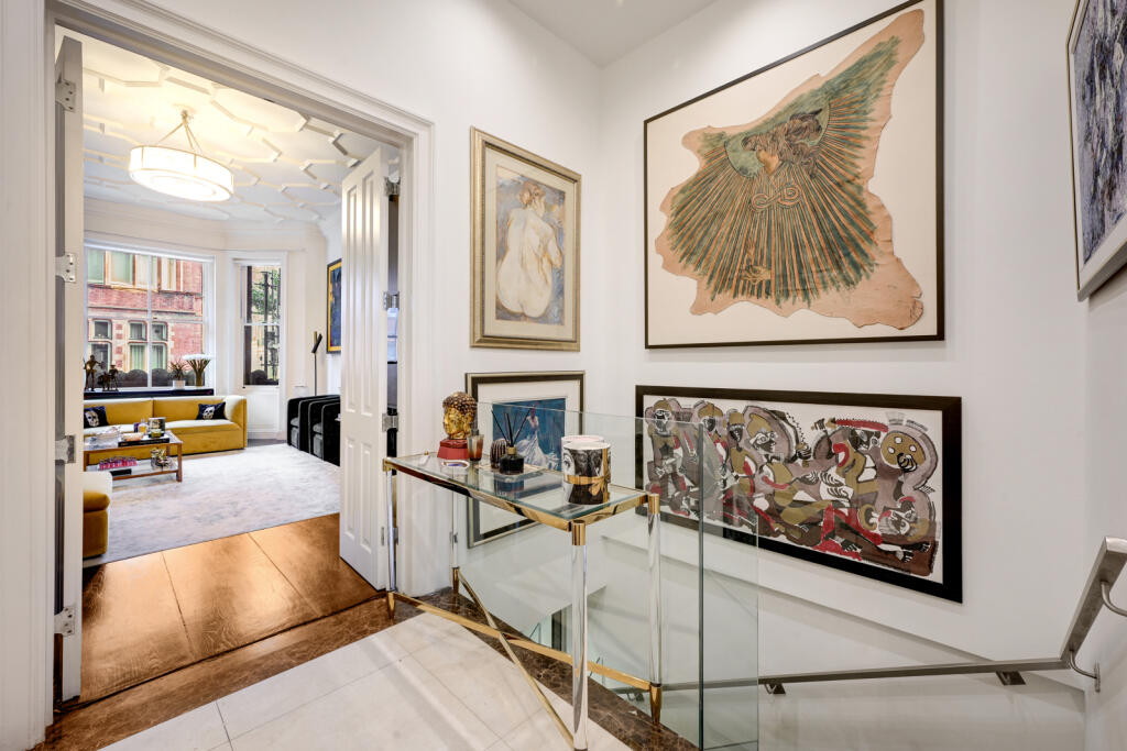 Apartment in London, Royal Borough of Kensington and Chelsea - View 2