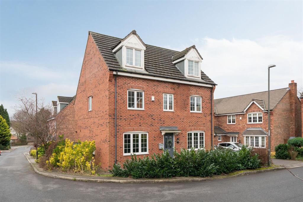 Main image of property: Old Pheasant Court, Brookside, Chesterfield, S40