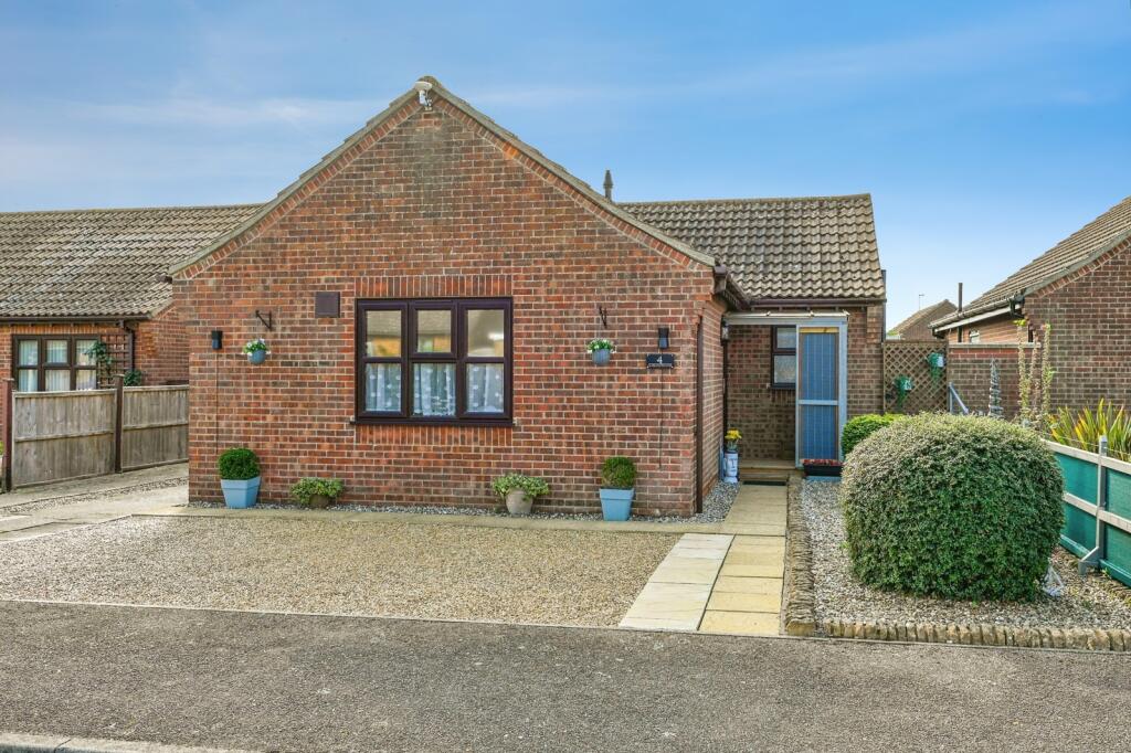 Main image of property: Margarets Close, Hunstanton, Norfolk, PE36
