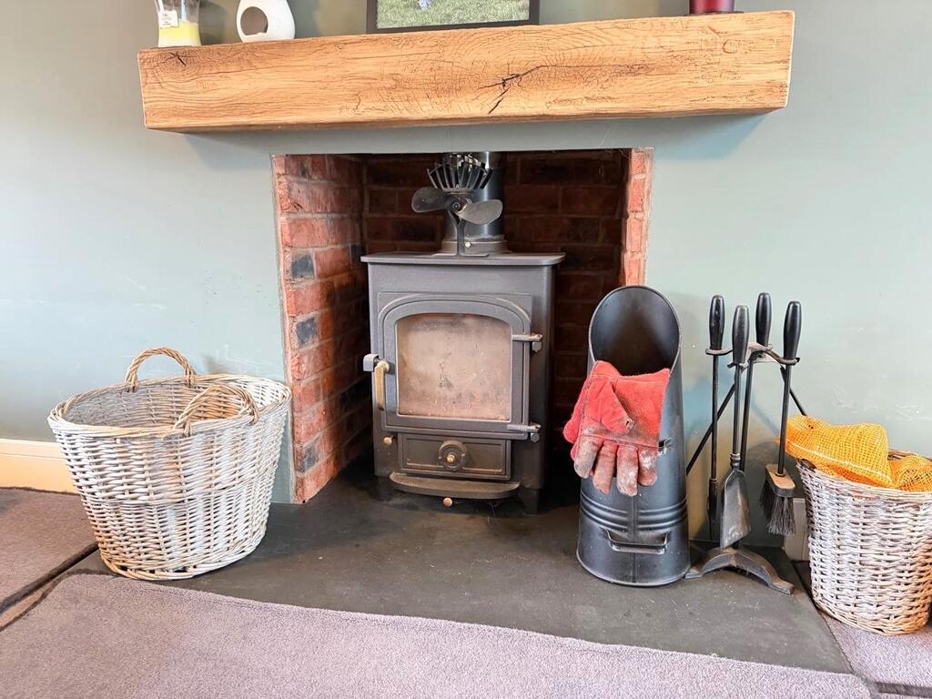 House in East Devon, Littletown, Honiton - More
