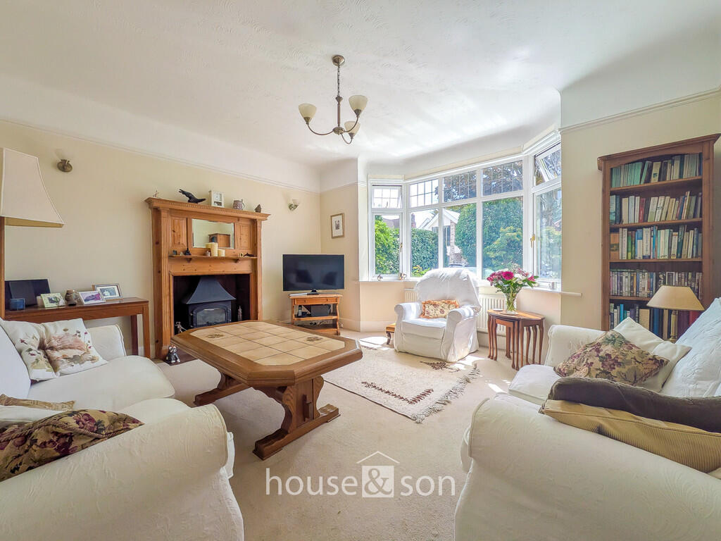 Brackendale Road, Bournemouth photo 3