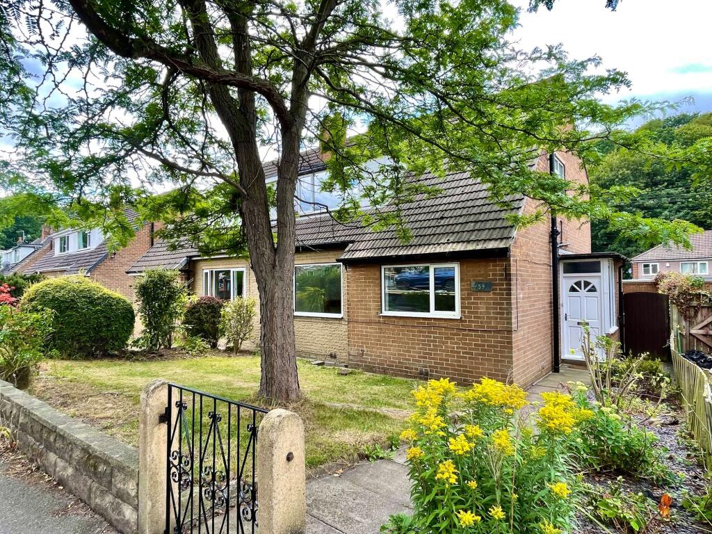 4-bed semi-detached on Waterloo Road, Huddersfield, HD5, £225,000