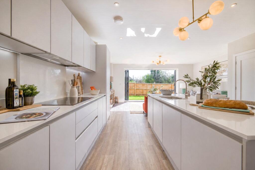 17 The Shepstones, Trendlewood Road, Nailsea, BS48 photo 3