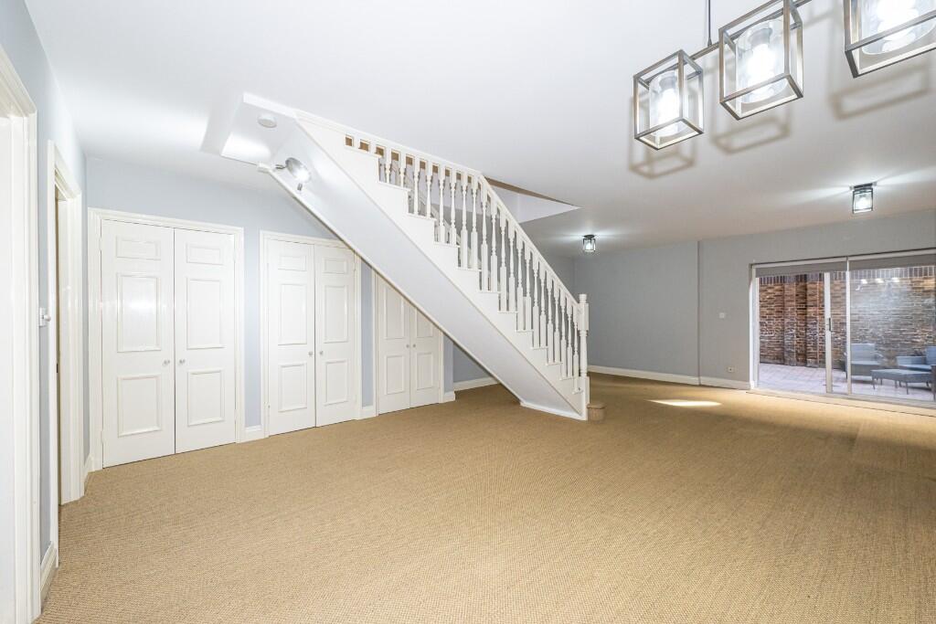 Main image of property: York Street, London, W1U