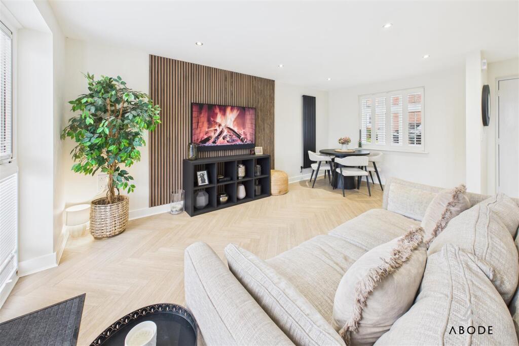 Freeman Drive, Melbourne, Derby photo 2