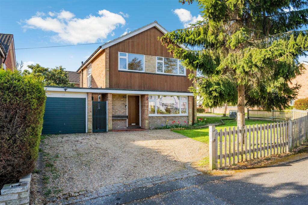 Main image of property: Hookfield, Epsom