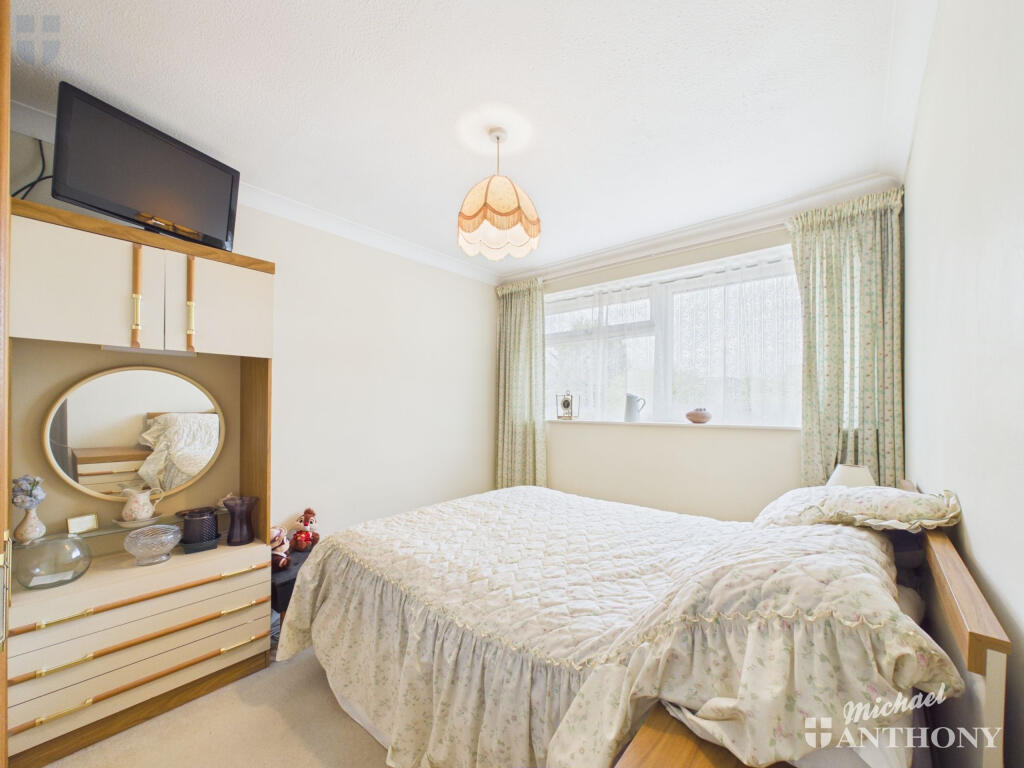 House in Aylesbury, Walton - More
