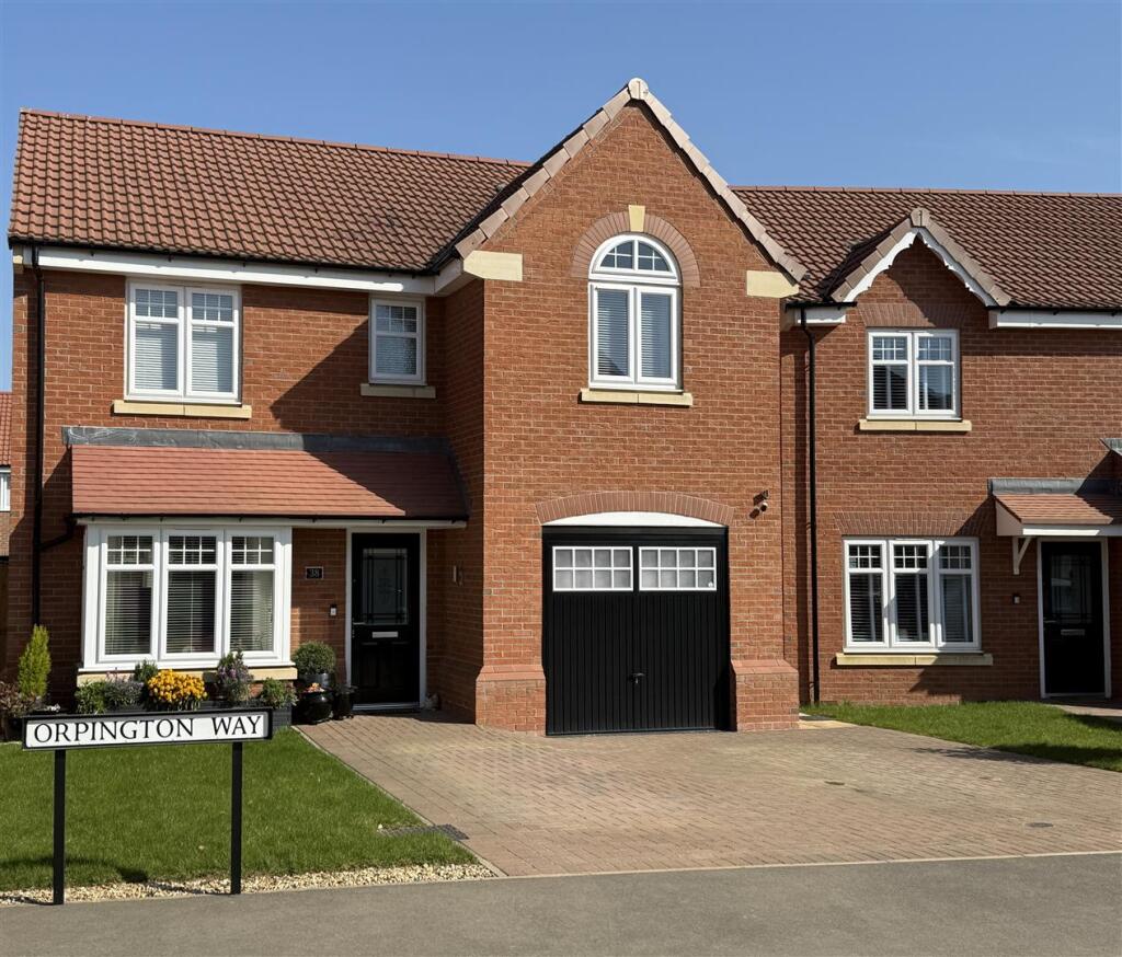 Main image of property: Orpington Way, Bilsthorpe, Newark