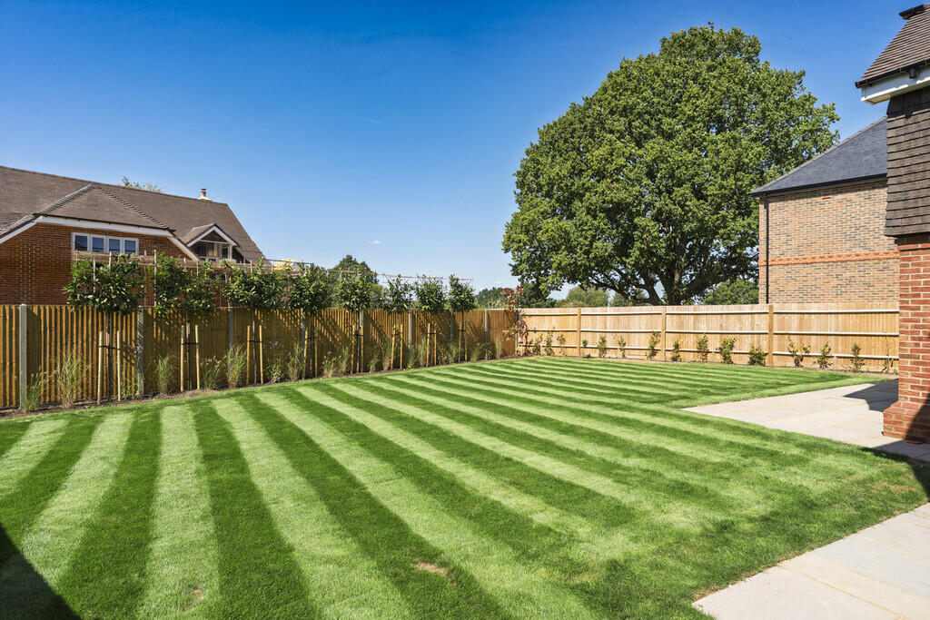 House in Redhill - View 4
