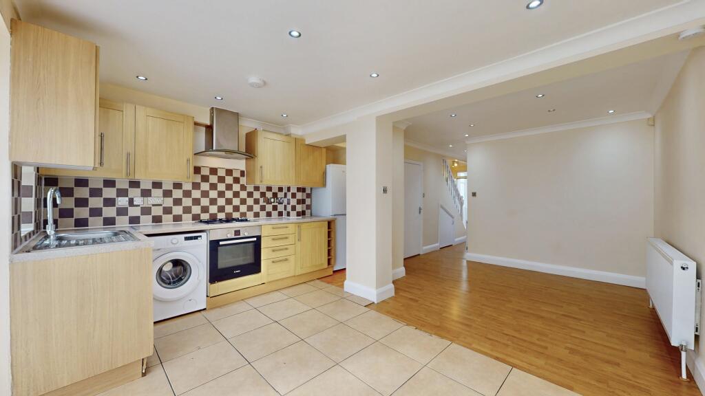 House in London - View 4