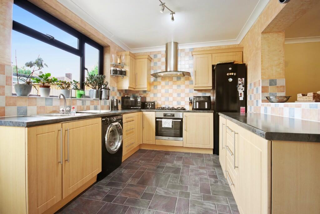 House in Romford - View 4