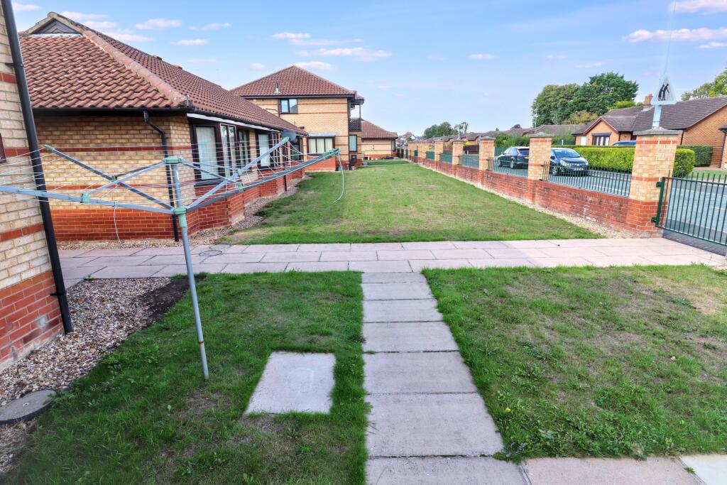 Apartment in Peterborough - More