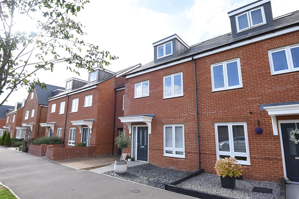 Main image of property: Pembers Farm Avenue, Fair Oak, SO50