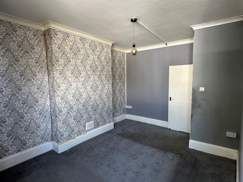 Main image of property: Flat 3, 88 Ditchling Rise, Brighton, BN1 4QQ