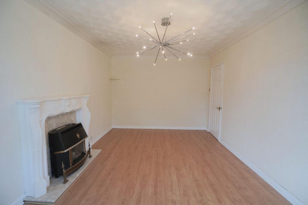 House in Grimsby, Wybers Wood - More