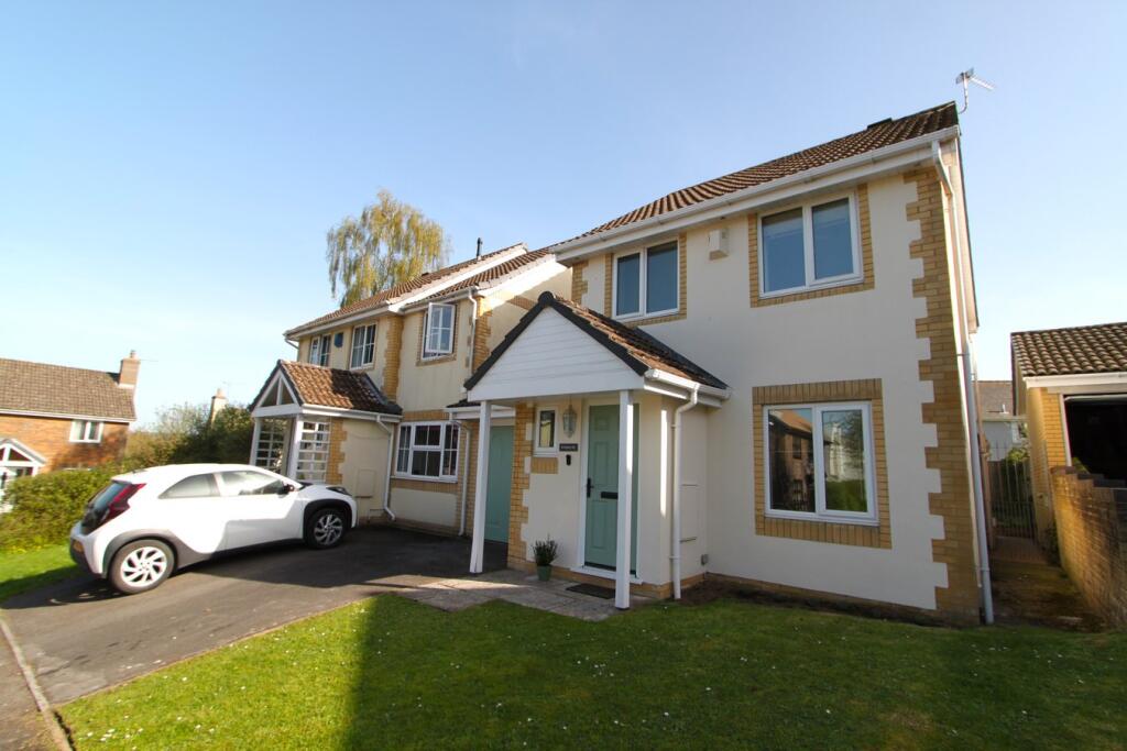 Main image of property: Amberley Way, Wickwar, Wotton-under-Edge, GL12