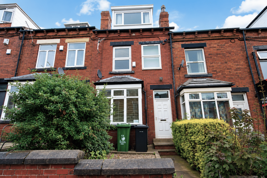 Main image of property: Room 4, Knowle Road, Burley, Leeds, LS4 2PJ